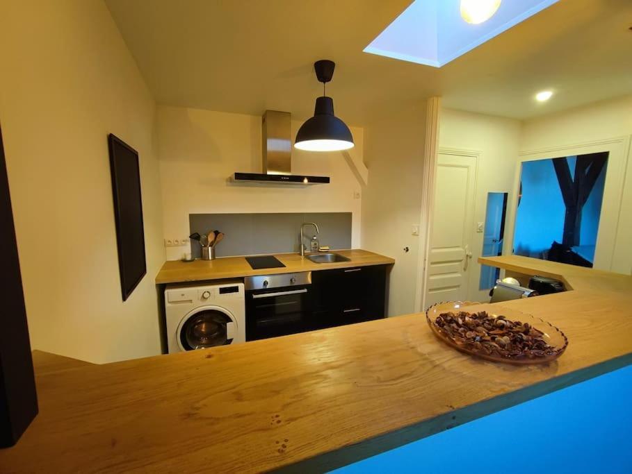Magnifique Appartement Beaux Arts Тур Екстериор снимка